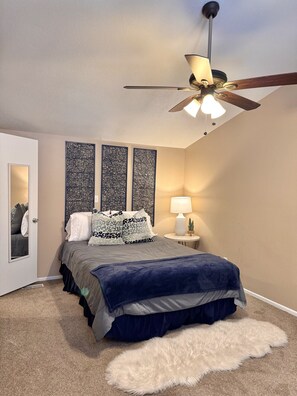 1 bedroom, iron/ironing board, travel cot, free WiFi