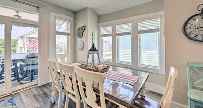 Charming Surf City Home w/ Elevator: Walk to Beach