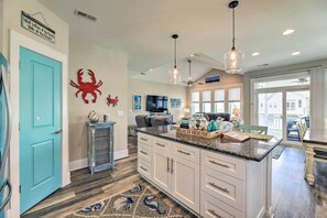 House (4 Bedrooms) | Interior - Charming Surf City Home w/ Elevator: Walk to Beach (Holly Ridge)