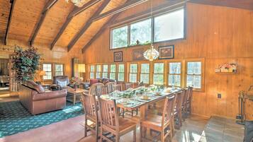 House (2 Bedrooms) | Front of property