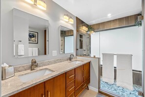 Villa (4 Bedrooms) | Interior - Private Pool & Large Deck: Modern Cotati Villa! (Cotati)