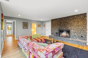 Villa (4 Bedrooms) | Interior