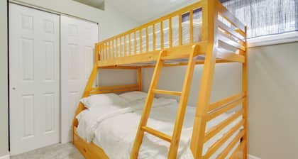 5 Mi to The Usaf Museum: Dayton Home, Walk to Park