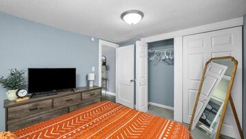 3 quartos, ferros/tábuas de passar roupa, Wi-Fi de cortesia