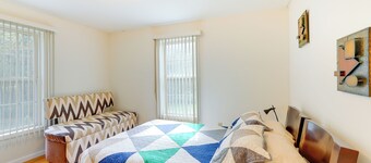 Charming Chester Apartment: Steps to Main Street!