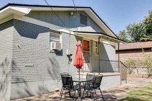 House (2 Bedrooms) | Interior - Half Mi to Oaklawn Casino: Hot Springs Home! (Hot Springs)