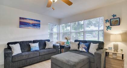 Pet-friendly Gulfport Home: Walkable Location!