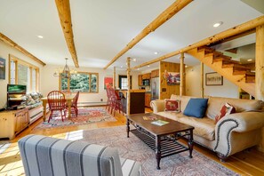 House (4 Bedrooms) | Interior - Winhall Home w/ Deck + Views, 6 Mi to Ski Slopes! (Bondville)