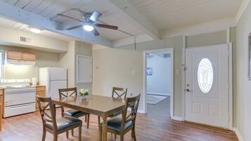 Căn hộ (2 Bedrooms) | Nội thất