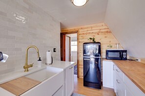 House (1 Bedroom) | Interior - Jefferson A-frame Cabin w/ Rocky Mountain Views (Como)