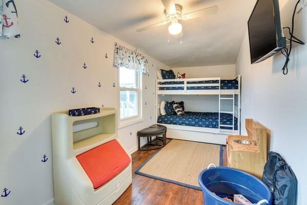 House (3 Bedrooms) | Interior