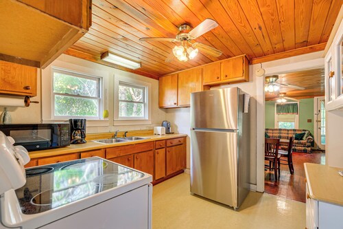 Floral City Vacation Rental ~ 1 Mi to Boat Ramp!