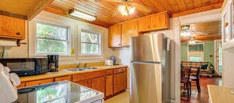 Floral City Vacation Rental ~ 1 Mi to Boat Ramp!