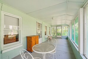 Interior - Floral City Vacation Rental ~ 1 Mi to Boat Ramp! (Floral City)