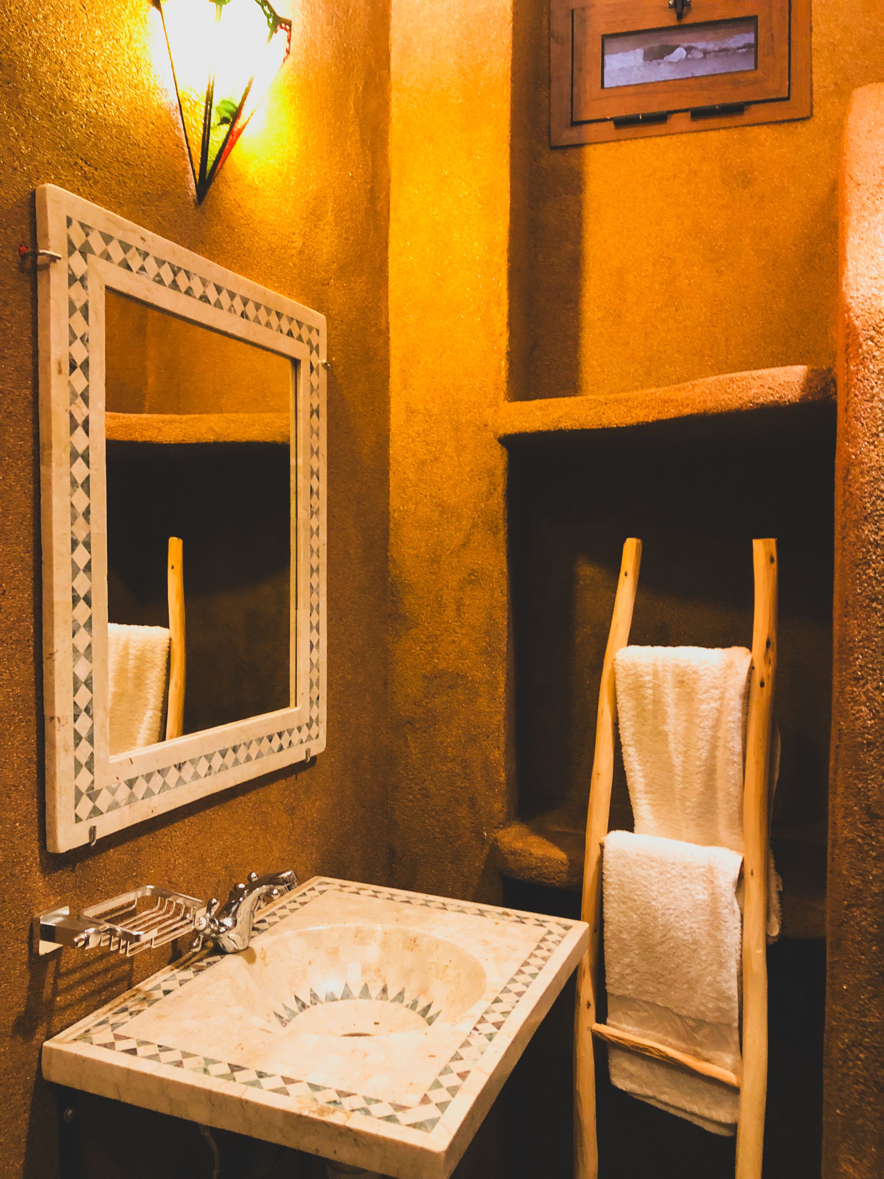 舒適三人房 | 浴室