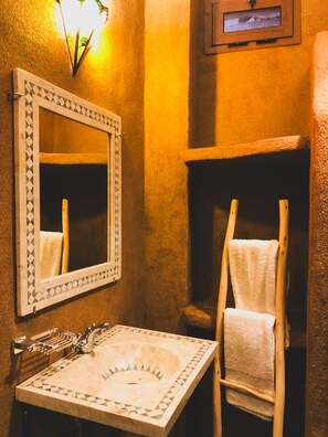 コンフォート トリプルルーム | バスルーム