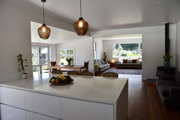 Interior - WAINUI GARDEN HIDEAWAY a little gem in a garden oasis.
(Gisborne)