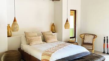 Chambre Luxe | Bureau, espace de travail pour ordinateur portable, draps fournis