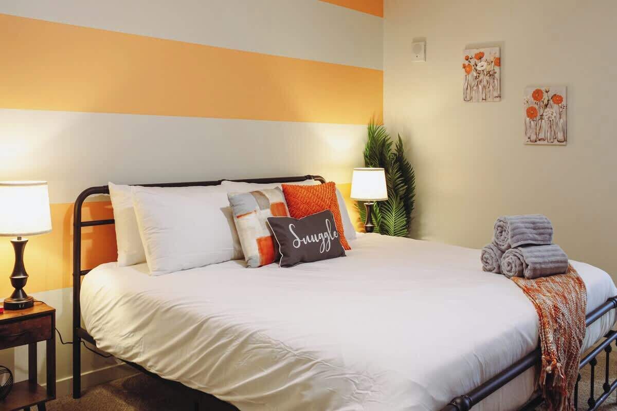 1 bedroom, iron/ironing board, WiFi, bed sheets