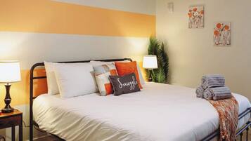 1 bedroom, iron/ironing board, WiFi, bed sheets