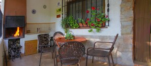Family House, 3 Bedrooms, Non Smoking, River View | Terrace/patio - Casas Rurales Maribel Alcala (Alcala del Jucar)