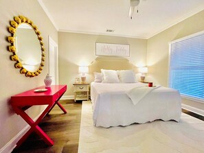 4 bedrooms, iron/ironing board, Internet, bed sheets