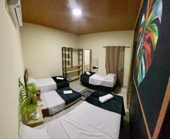 Family Room, Multiple Beds - Pousada Ipê Trancoso (Porto Seguro)