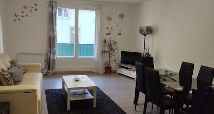 Le Pied de Ville, Appartement T3 Dans la Vieille Ville de Digne les Bains