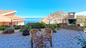Unclassified image, 2 of 49, button - Appartamenti vista castello (Castelsardo)