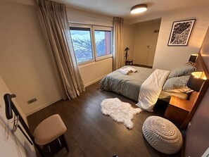 3 bedrooms, free WiFi, wheelchair access