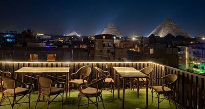 Nefertari Pyramids View Inn