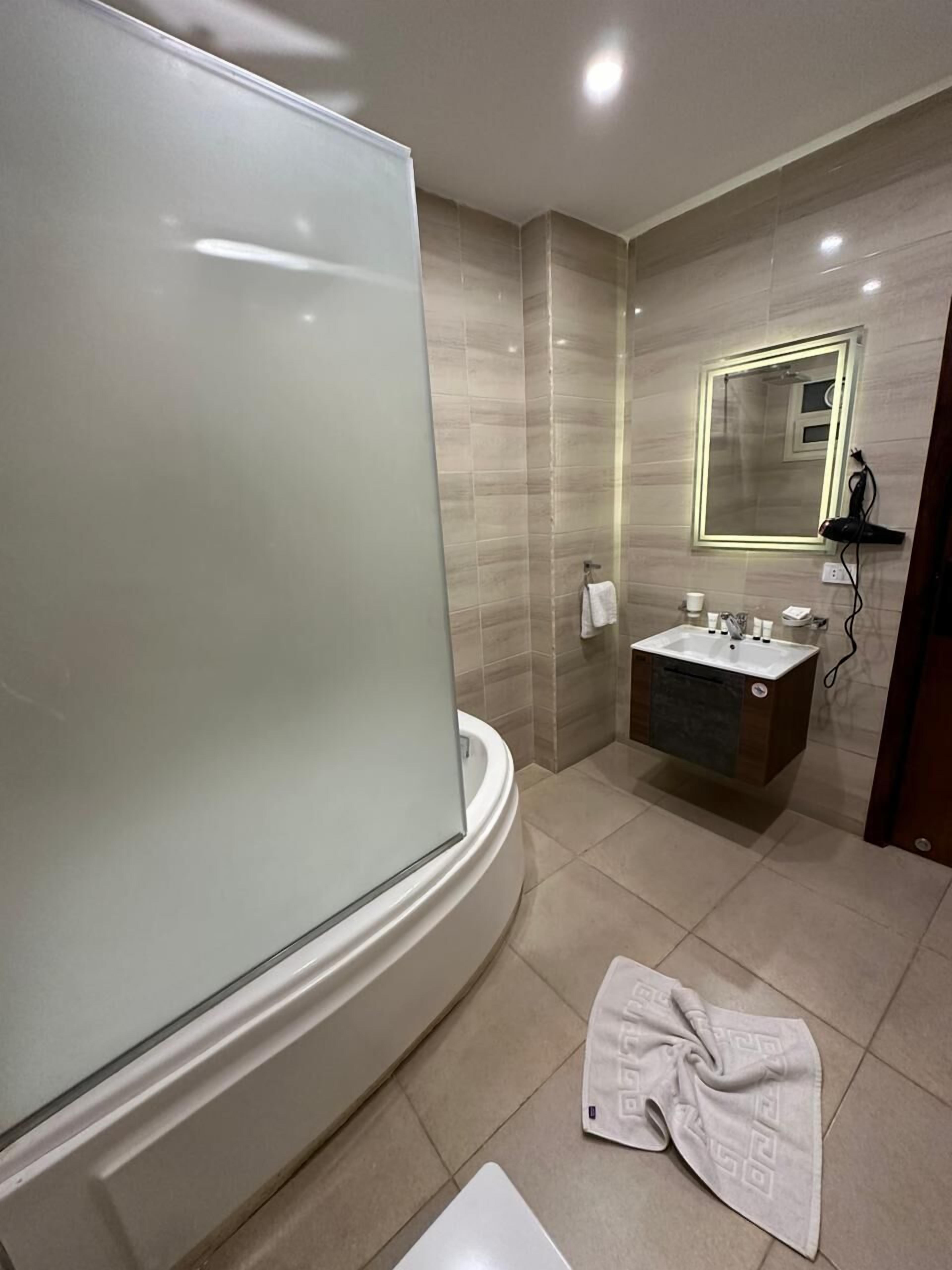 Photo - Nefertari Pyramids View Inn