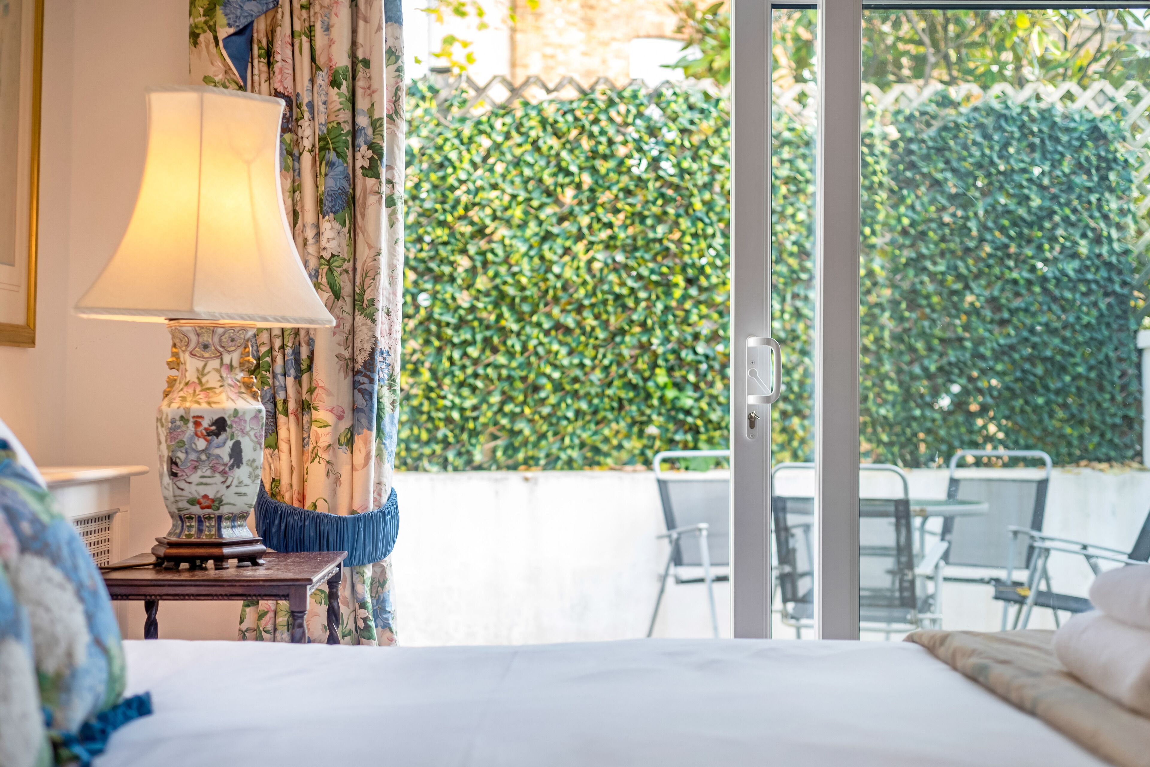 4 soverom, skrivebord, strykejern/-brett og wi-fi (inkludert)