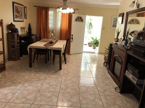 Interior - Jennyplace  home stay (Montego Bay)