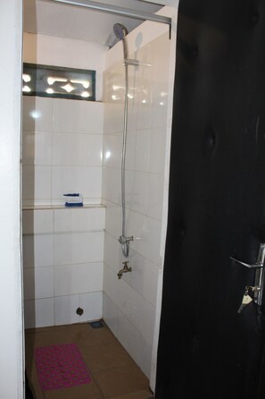 Håndklær og toalettpapir