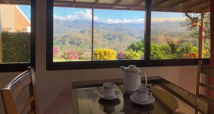 Vista Verde en el Pacífico a 1 Kilómetro de la Carretera Interamericana