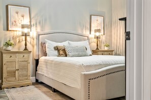 5 Schlafzimmer, Bügeleisen/Bügelbrett, kostenloses WLAN, Bettwäsche