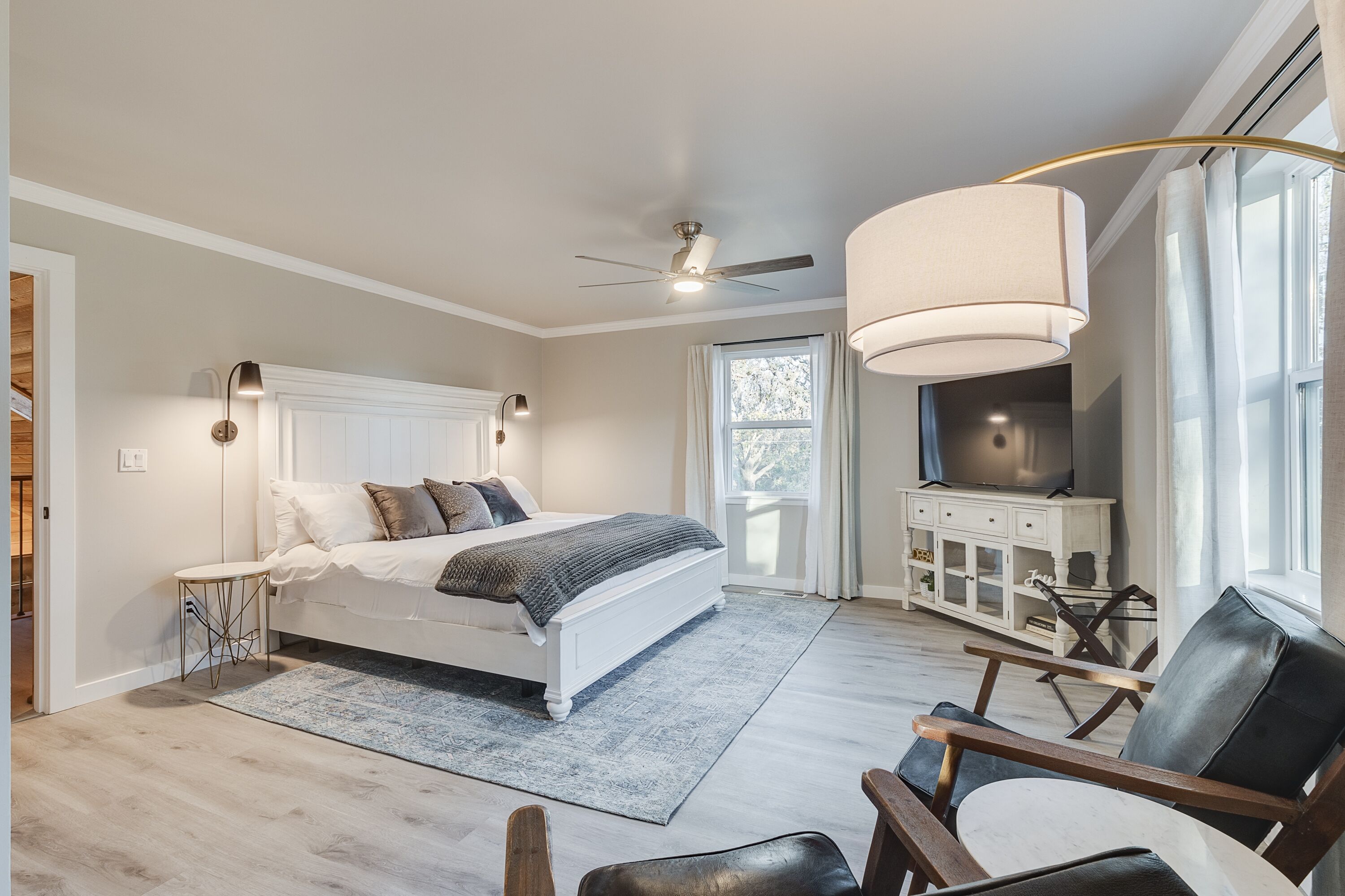 3 dormitoris, escriptori, wifi i roba de llit 