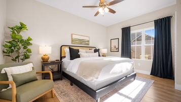 5 bedrooms, desk, iron/ironing board, travel crib