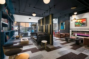 Interior - Dtown Penthouse 3bd VIEWS+Parking +Gym+Pool (Chicago)