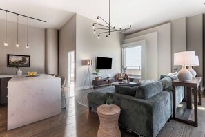 Smart TV, fireplace, ping pong, books - Dtown Penthouse 3bd VIEWS+Parking +Gym+Pool (Chicago)