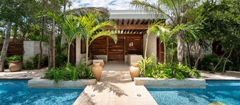 NHOA 208C Lux 1BR Condo Jungle View in Aldea Zama