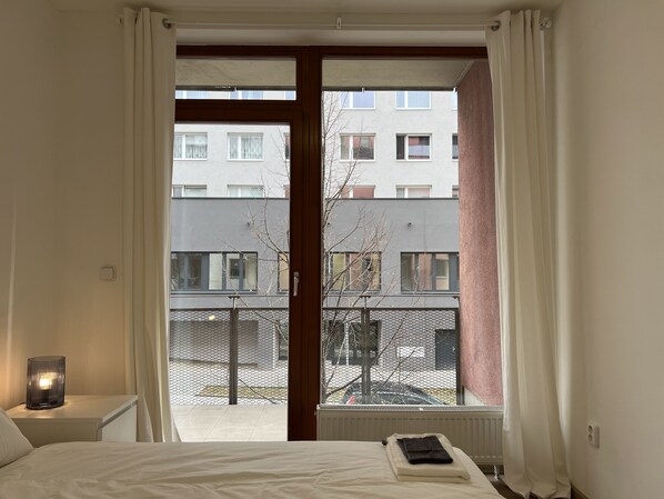 3 slaapkamers, een strijkplank/strijkijzer, reisbedje, gratis wifi
