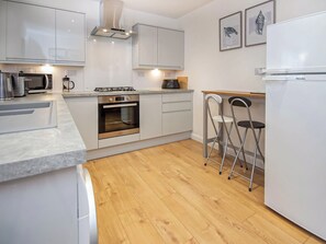 Dishwasher - 2 bedroom accommodation in Nairn (Nairn)