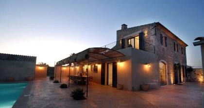 Villa in Santanyi with pool