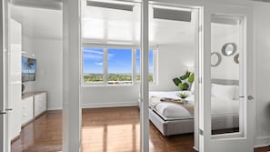 1 bedroom, in-room safe, desk, iron/ironing board