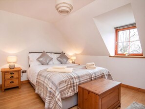 2 bedrooms, free WiFi, bed sheets - 2 bedroom accommodation in Dornoch (Dornoch)