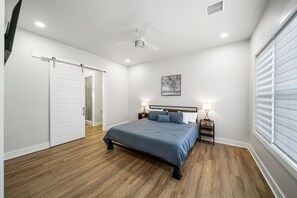 3 soverom, reiseseng for barn, wi-fi (inkludert) og sengetøy