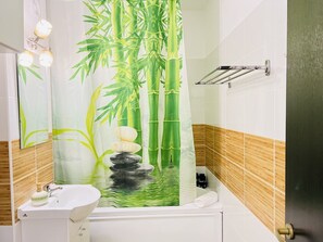 Hårtørrer, håndklæder, Sæbe, Shampoo