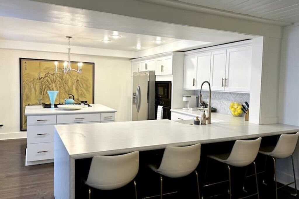 雪櫃、微波爐、焗爐、爐具